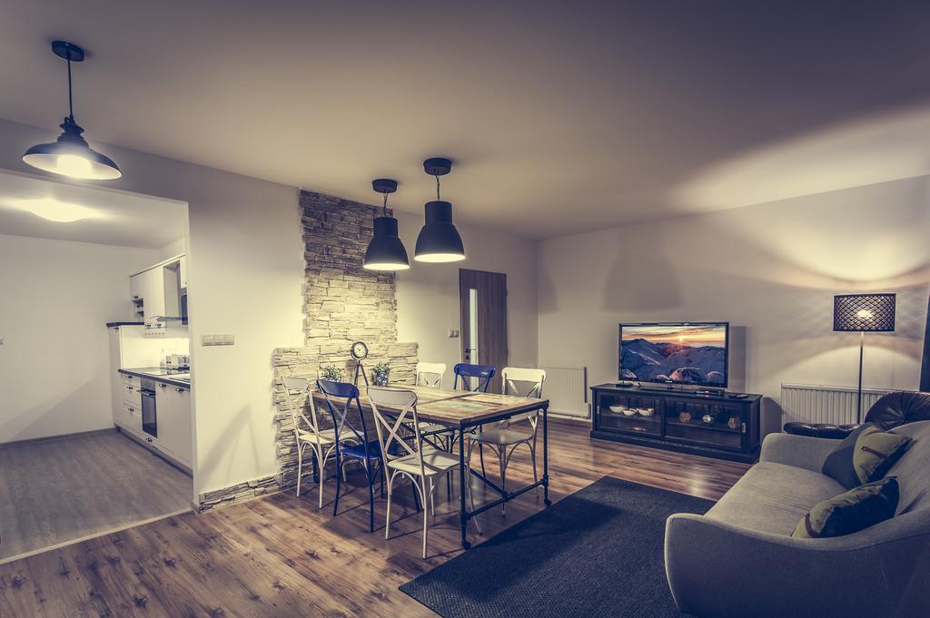 Ski Apartman Chopok Jasna 迪马诺卡多林纳 外观 照片